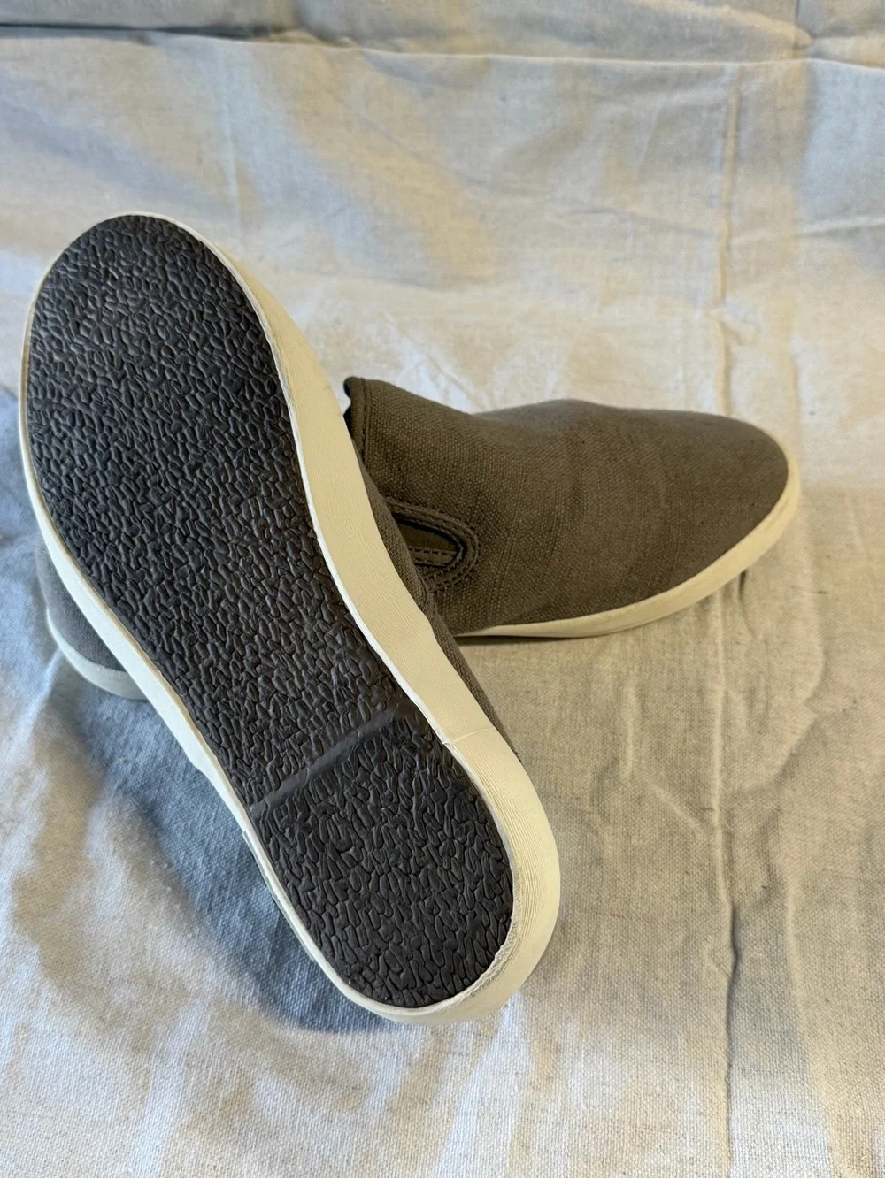SeaVees Men's Baja Slip-On Canvas Slip On Shoes